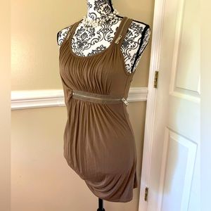 *NWT* Twelve By Twelve, Women’s brown top, asymmetrical with zippers, size Small